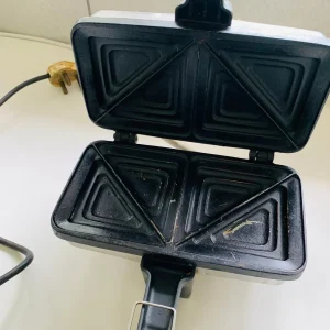 Electric Snackwich Machine