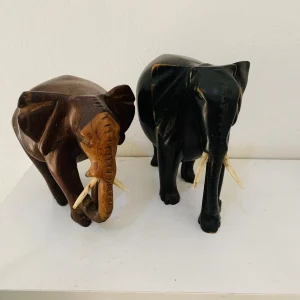 Wooden Elephant Ornaments - 2 Pieces