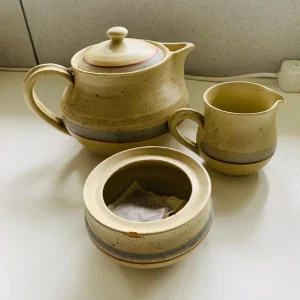 Stoneware Tea Set